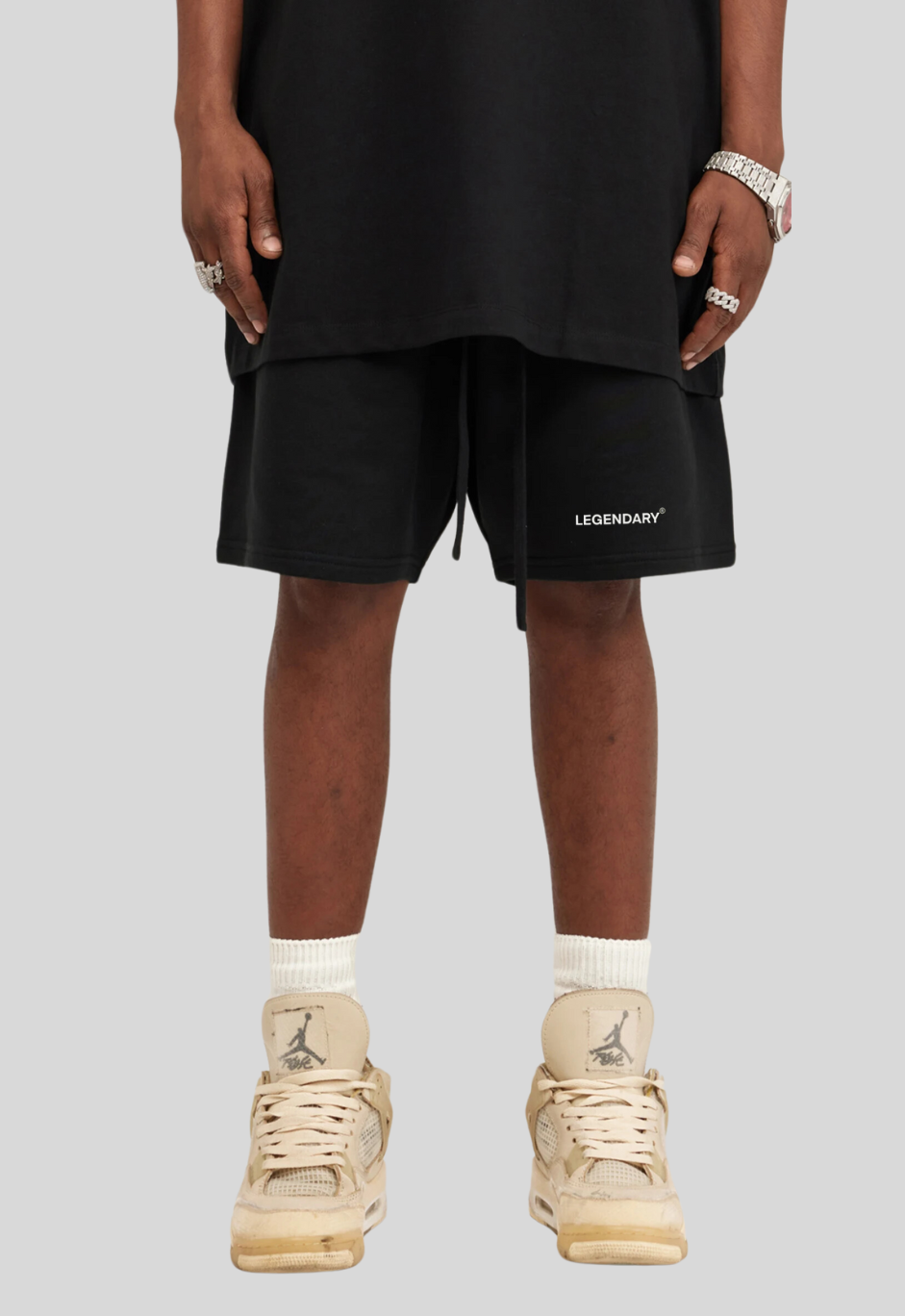 BLACK STAPLE SHORTS